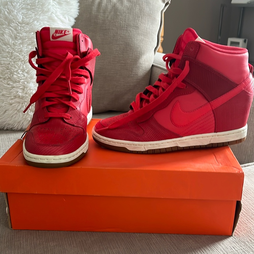 Women Red Nike Wedge Sneakers Size 8.5